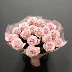 Букет из 17 роз Бимба 70см