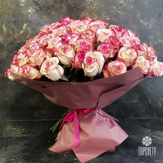 Букет из 55 розовых роз 