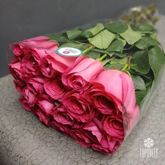 Пачка роз Пинк Флойд 70см (20шт)