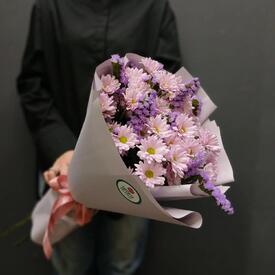 Букет из 5 кустовой хризантемы и статицы
