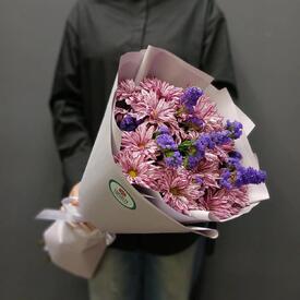 Букет из 5 кустовой хризантемы и статицы