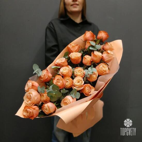 Букет из 25 пионовидных роз Кахала 50см