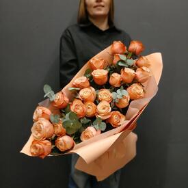 Букет из 25 пионовидных роз Кахала 50см