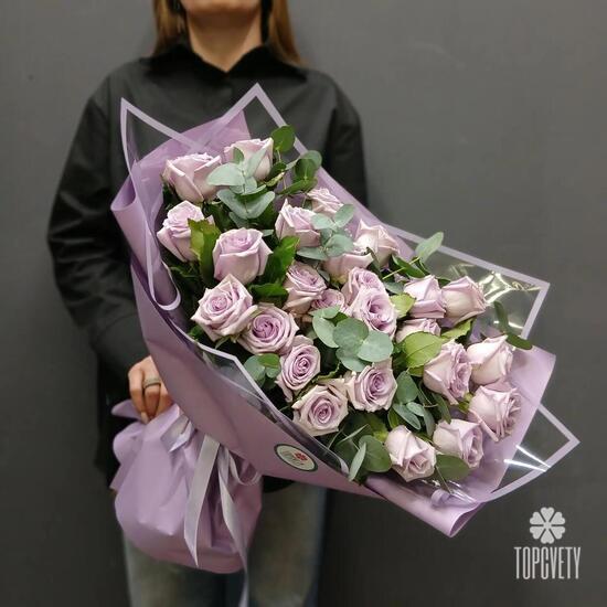 Букет из 25 роз Оушен Сонг 50см
