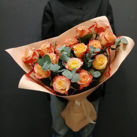 Букет из 15 роз Кабарет 50см