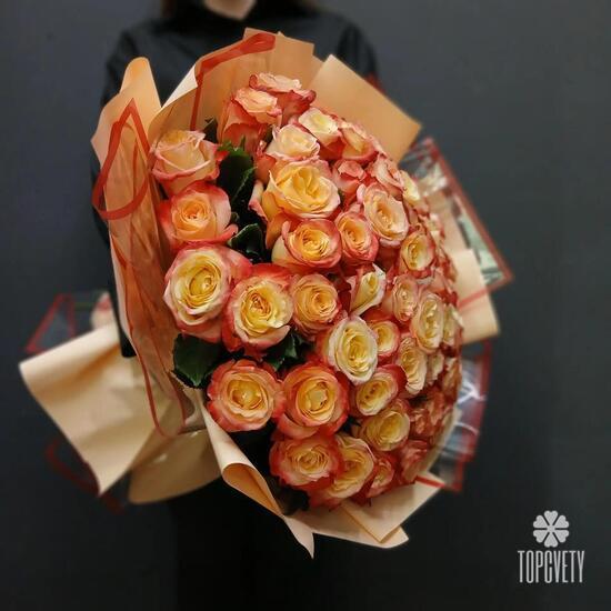 Букет из 51 розы Кабарет 50см