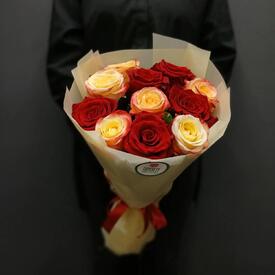Букет из 11 роз микс 50 см