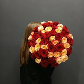 Букет из 51 розы микс 50см 
