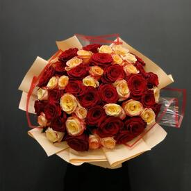 Букет из 51 розы микс 50см 