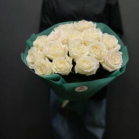 Букет из 15 роз Плайя Бланка 50см