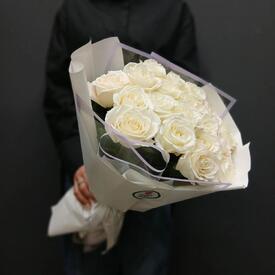  Букет из 19 роз Плайя Бланка 50см