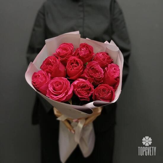 Букет из 11 роз Хот Спот 50см