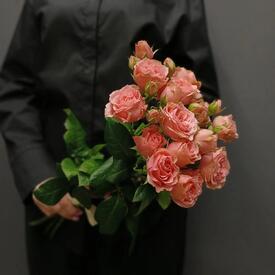 Букет из 3 кустовых роз 50см