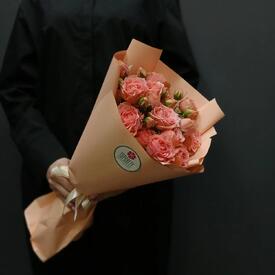 Букет из 3 кустовых роз 50см