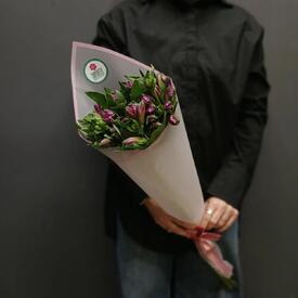 Букет из 5 фиолетовых альстромерий 