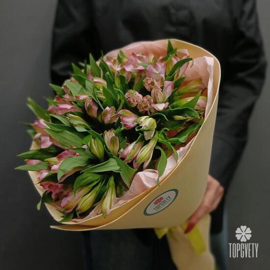 Букет из 15 розовых альстромерий