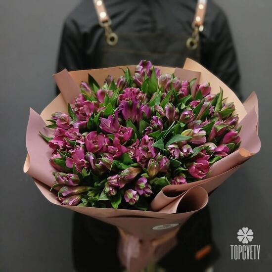Букет из 21 фиолетовой альстромерии