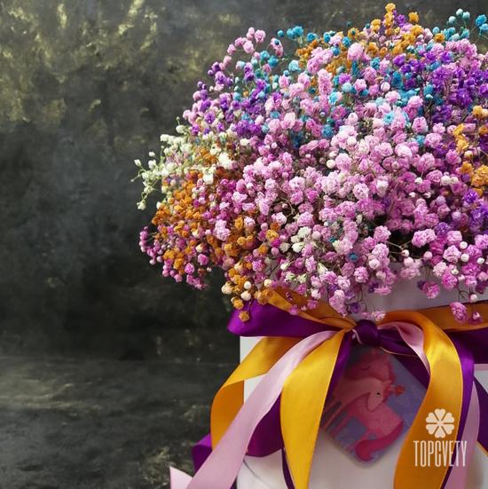 Композиция из гипсофилы микс в коробке