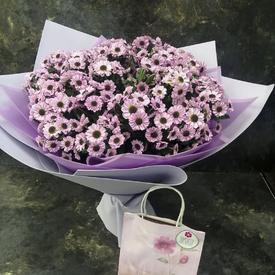 Букет из 21 сиреневой кустовой хризантемы Сантини 