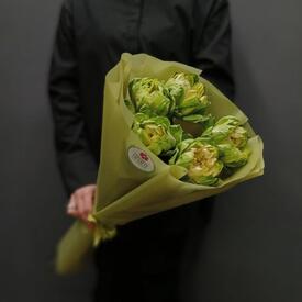 Букет из 5 роз Вегги 70см