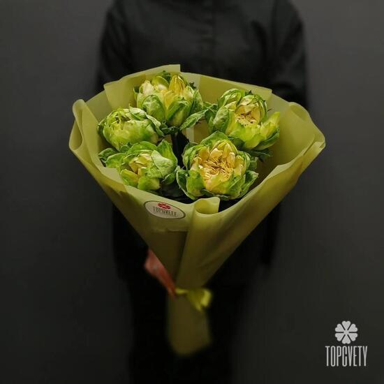 Букет из 5 роз Вегги 70см