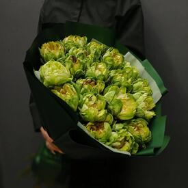 Букет из 19 роз Вегги 70см