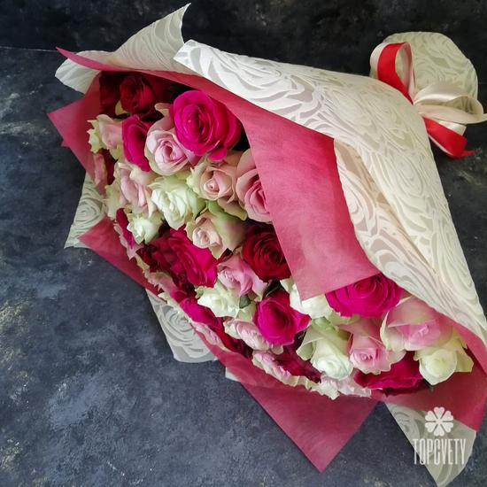 Букет из 51 розы микс 35см