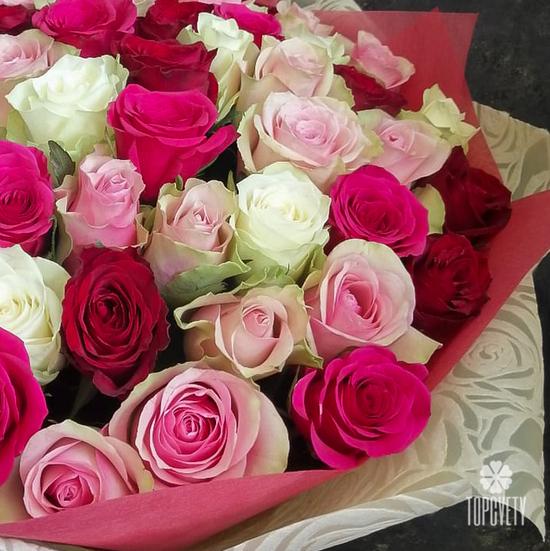 Букет из 51 розы микс 35см