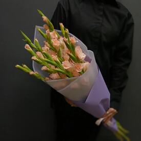 Букет из 9 розовых гладиолусов 