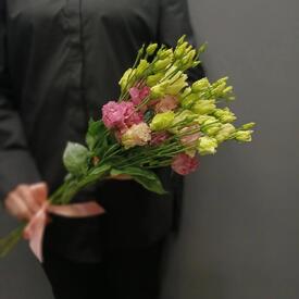 Букет из 3 розовых эустом