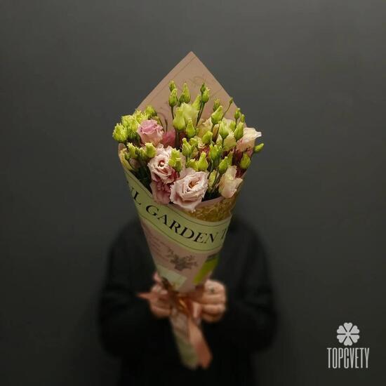 Букет из 5 розовых эустом