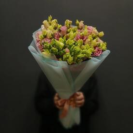 Букет из 11 розовых эустом