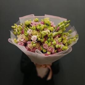 Букет из 15 розовых эустом