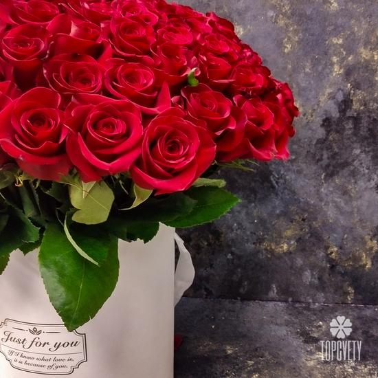 Букет из 75 красных роз Фридом