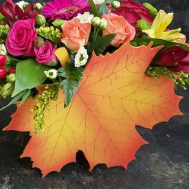 Букет из кустовых роз и гербер