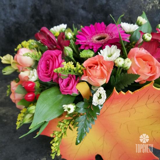 Букет из кустовых роз и гербер