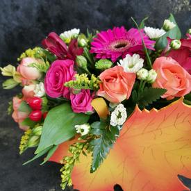 Букет из кустовых роз и гербер