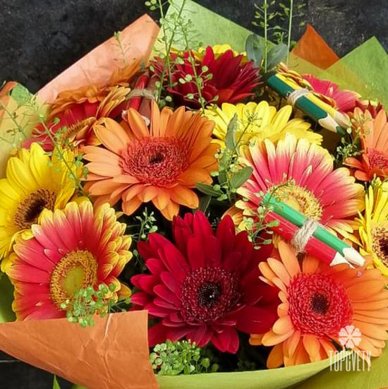 Букет из 15 гербер микс