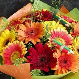 Букет из 15 гербер микс