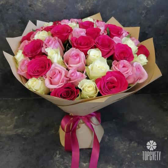 Букет из 51 розы в крафте 40см