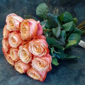 Букет из 13 пионовидных роз Кахала 60см