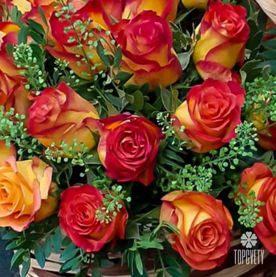 Букет из 51 оранжевой розы в корзине 40см