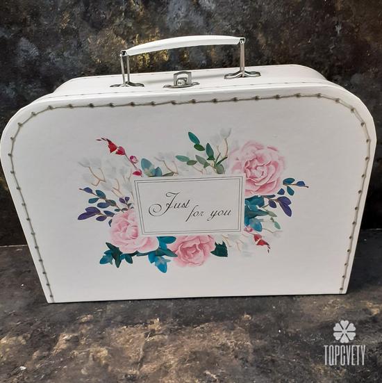 Декоративный чемодан №1