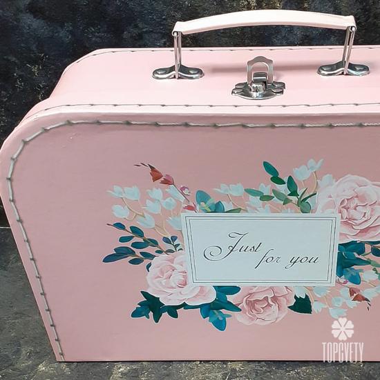 Декоративный чемодан №2