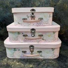 Декоративный чемодан №3