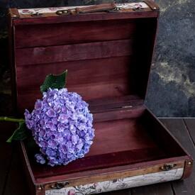 Декоративный чемодан №5