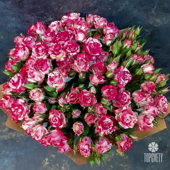 Букет из 15 кустовых роз 50см