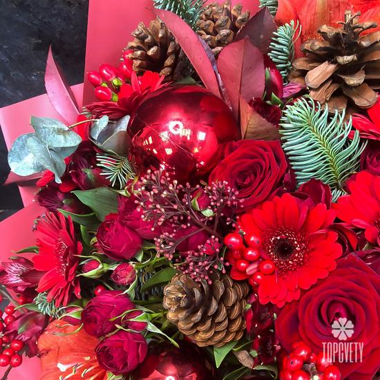 Букет из роз, гербер и нобилиса