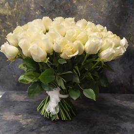 Букет из 51 белой розы