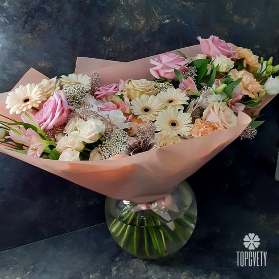 Букет из кустовых роз, гербер и альстромерий